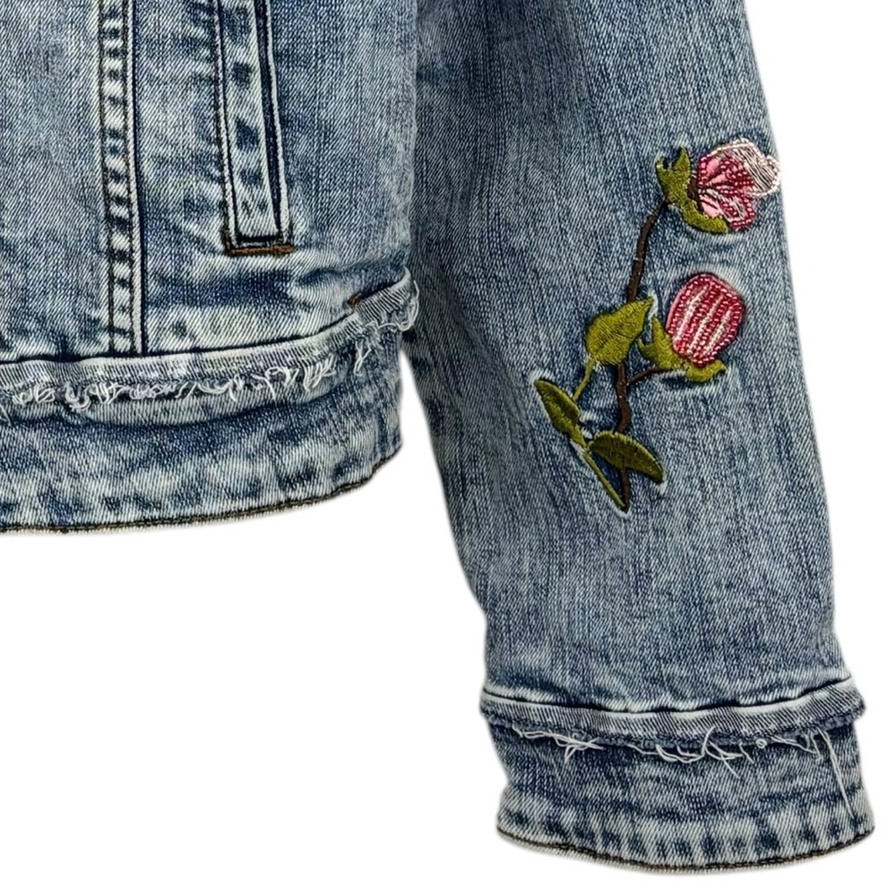 Desigual Floral Embroidered 4 Pocket Distressed Fade Washed Jean Jacket EU 38 - Picture 5 of 14